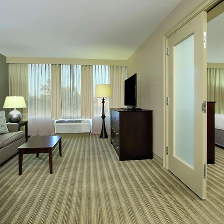 Doubletree By Hilton Newark Hotel Luaran gambar